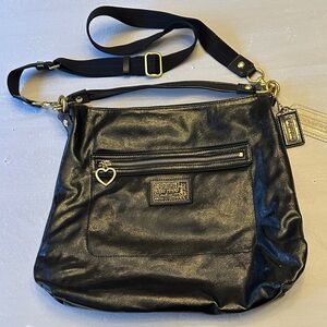 Coach Poppy Daisy Liquid Gloss Black Patent Leather Hobo Bag